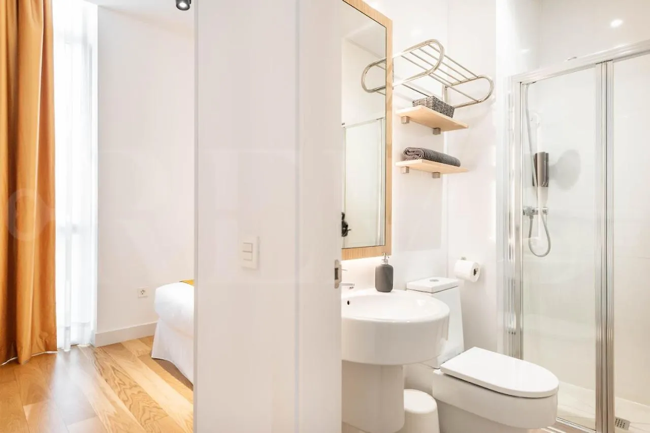 Luxe Apartment In The Historic Center By Rems 말라가